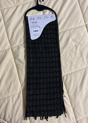 Uzun Siyah Erkek Atkı - Sokak Stili - Görsel 3