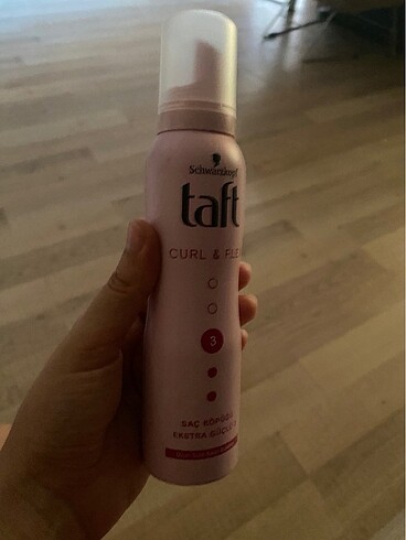 Schwarzkopf Schwarzkopf taft kıvırcık saç köpüğü