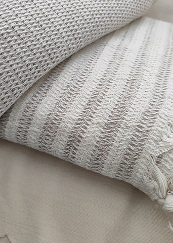 Buldan koltuk örtüsü - Görsel 2