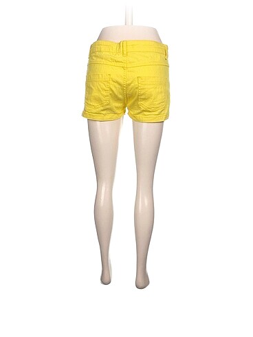 40 Beden Collezione Mini Şort %70 İndirimli.
