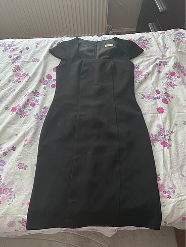 siyah mini elbise