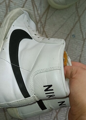 44 Beden beyaz Renk Orjinal nike