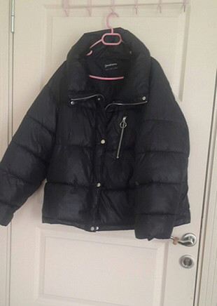 Stradivarius şişme mont