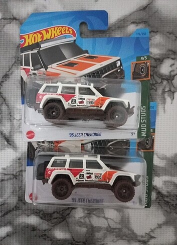 Hot Wheels 95 Jeep Cherokee Treasure Hunt Th