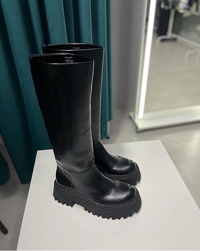 Zara Zara çizme
