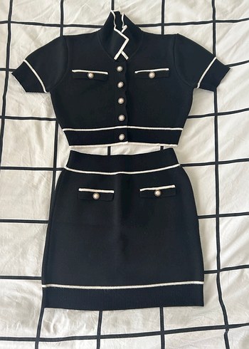 Düğmeli Siyah Mini Kadın Takım - Görsel 3