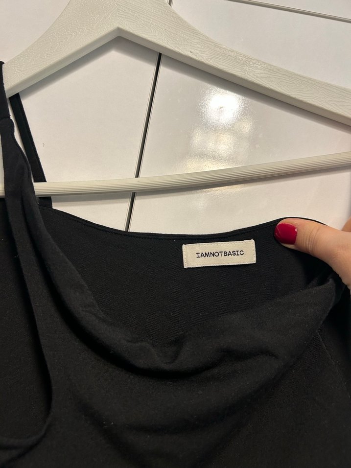 Iamnotbasic Siyah Body - Görsel 4
