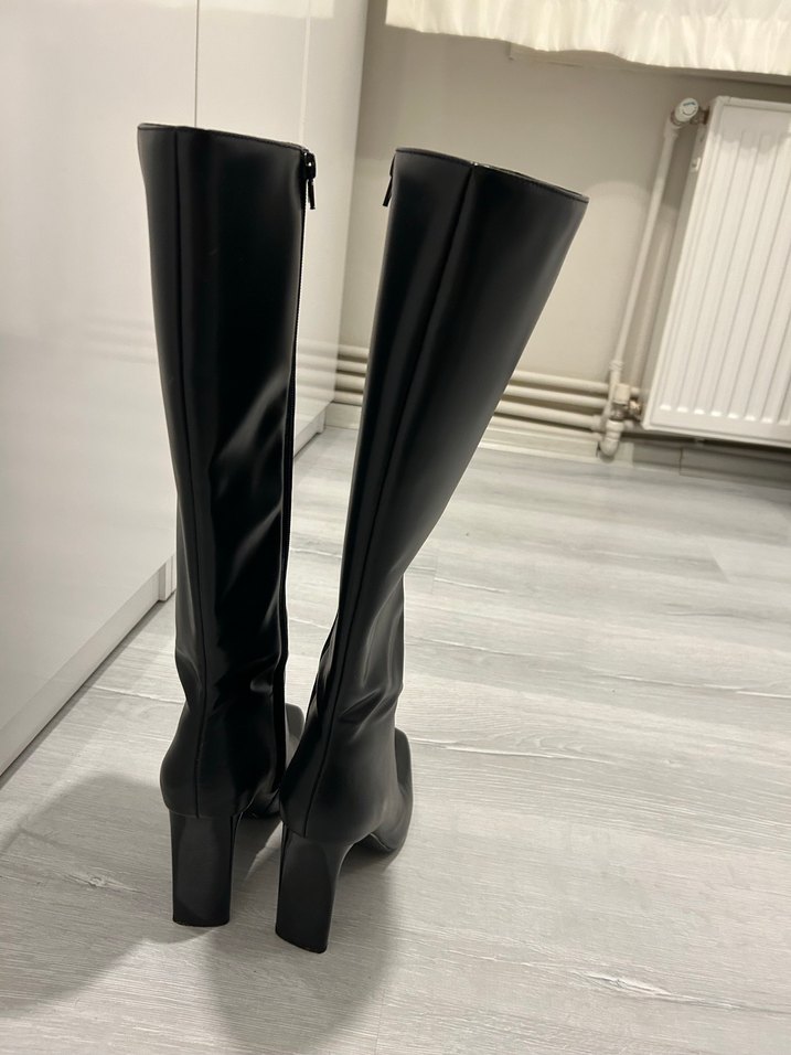 Zara Siyah Çizme - Görsel 3