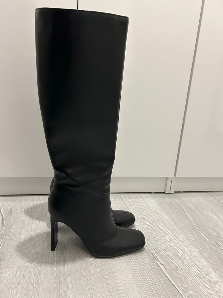 Zara Siyah Çizme - Görsel 4