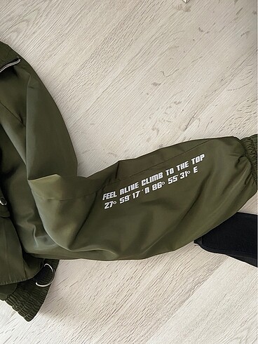 s Beden haki Renk Bershka bomber yeşil ceket