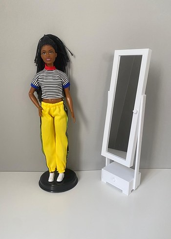 Barbie Kiyafet
