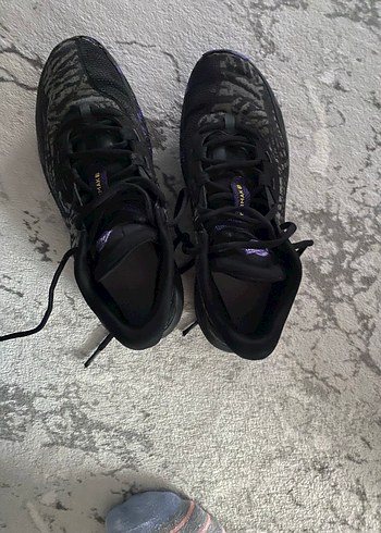 Decathlon Jordan erkek basketbol ayakkabıı 43 no