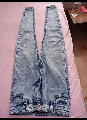 34 Beden mavi Renk bershka jean skinny