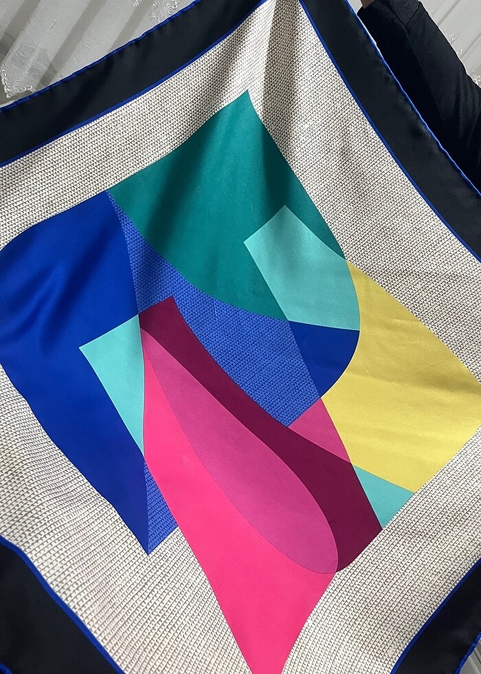 Her bir eşarp 65? dir - Görsel 4