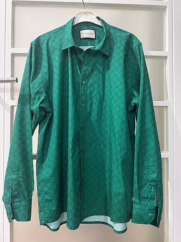 Az Giyilmiş Orijinal Gucci Gömlek ? GG Logolu, Lüks Stil (Made i