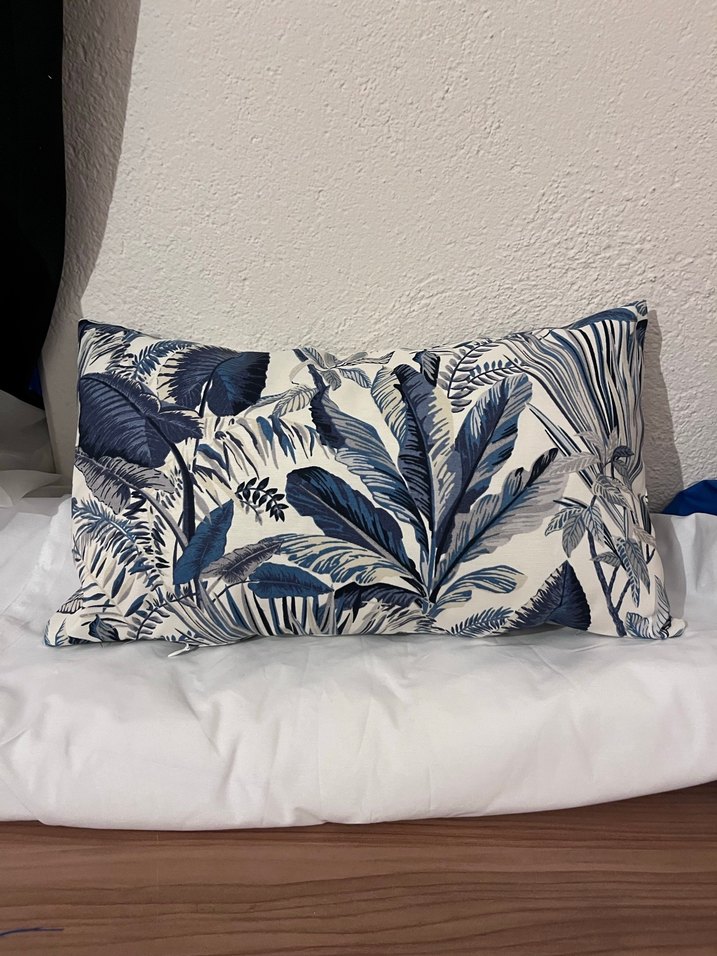 Mavi Desenli Kırlent Kılıfı | 30x50 - Görsel 3