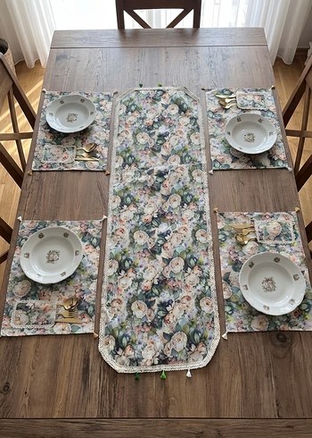 Runner, Amerikan Servis ve Nakışlı Peçete Seti - Görsel 3