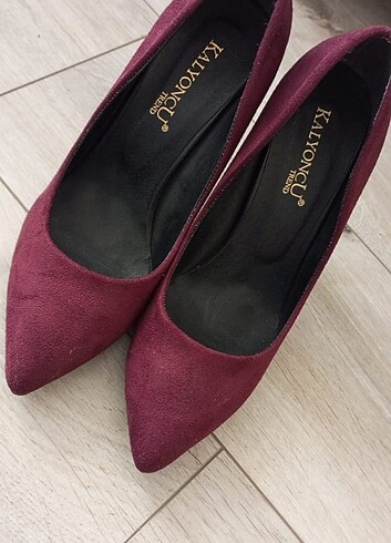39 Beden Bordo stiletto
