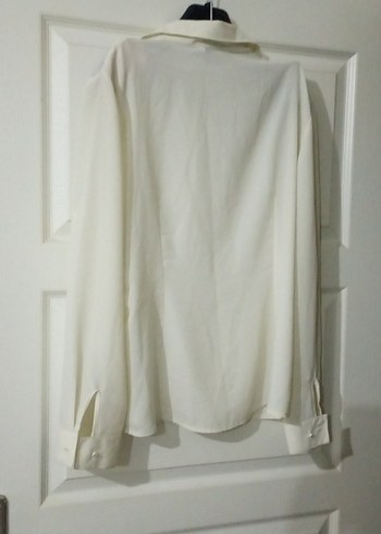 Düğmeli Beyaz Kadın Gömlek - Görsel 9