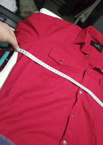 Kırmızı Düğmeli Uzun Kollu kadın Gömlek - Görsel 9