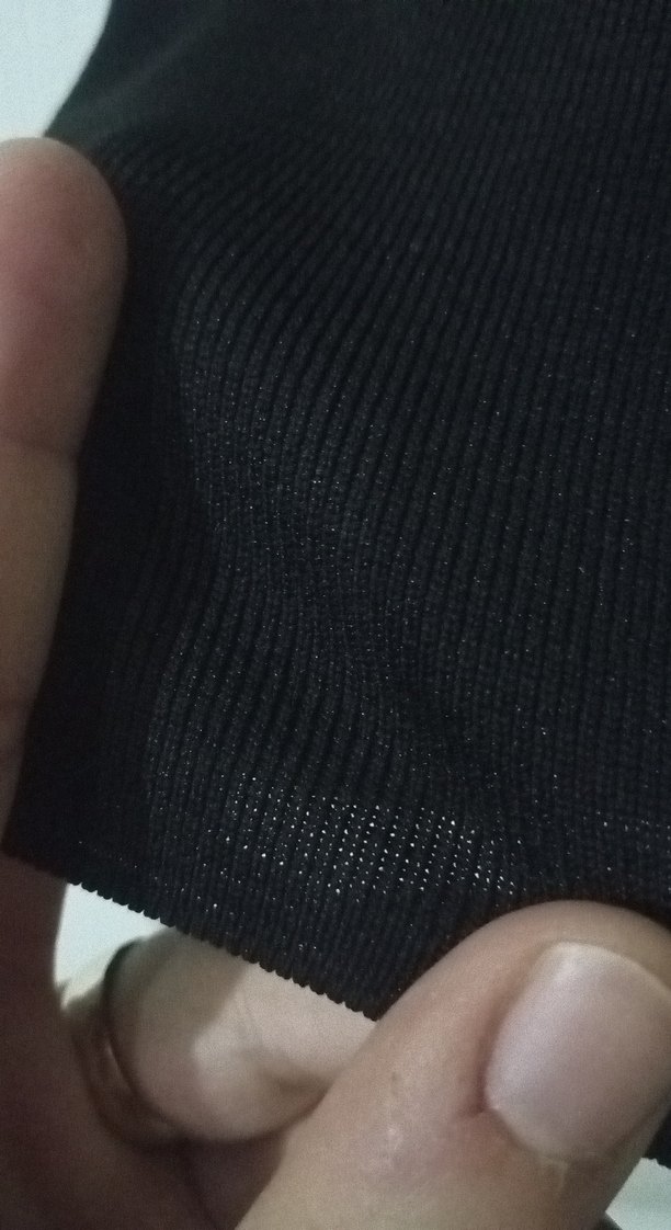 Kadın Siyah Kolsuz V Yaka Atlet - Görsel 2