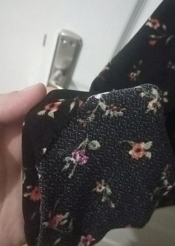 Siyah Çiçekli Uzun V Yaka Elbise - Görsel 2