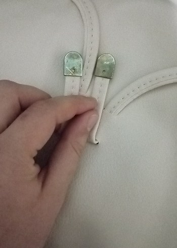 Beyaz Deri Fermuarlı Kadın Çanta - Görsel 9