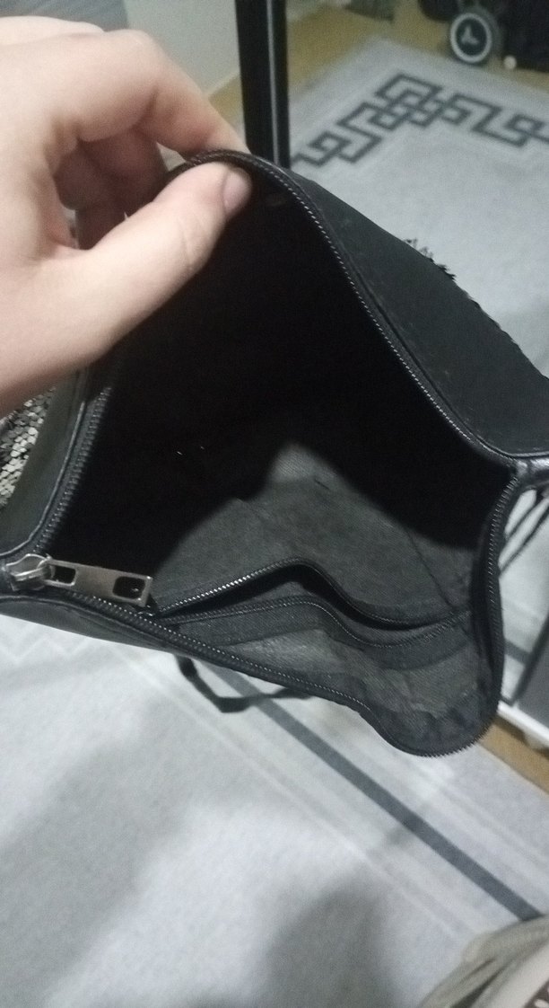 Kapitone Siyah Yılan Desenli Kadın Çanta - Görsel 4