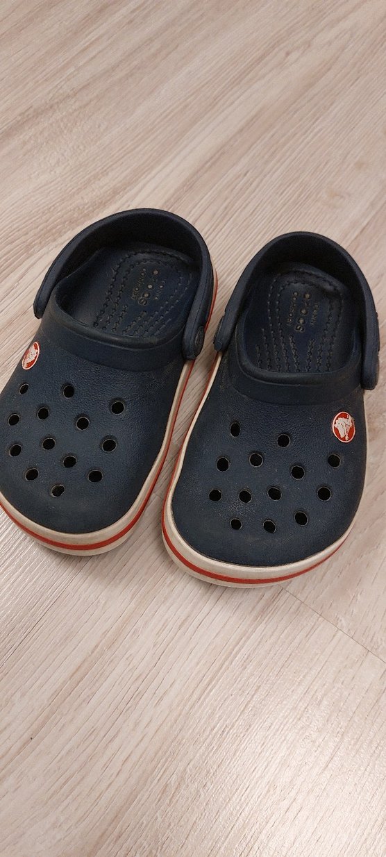 Siyah Erkek Çocuk Spor Ayakkabısı ve crocks terlik hediye - Görsel 5