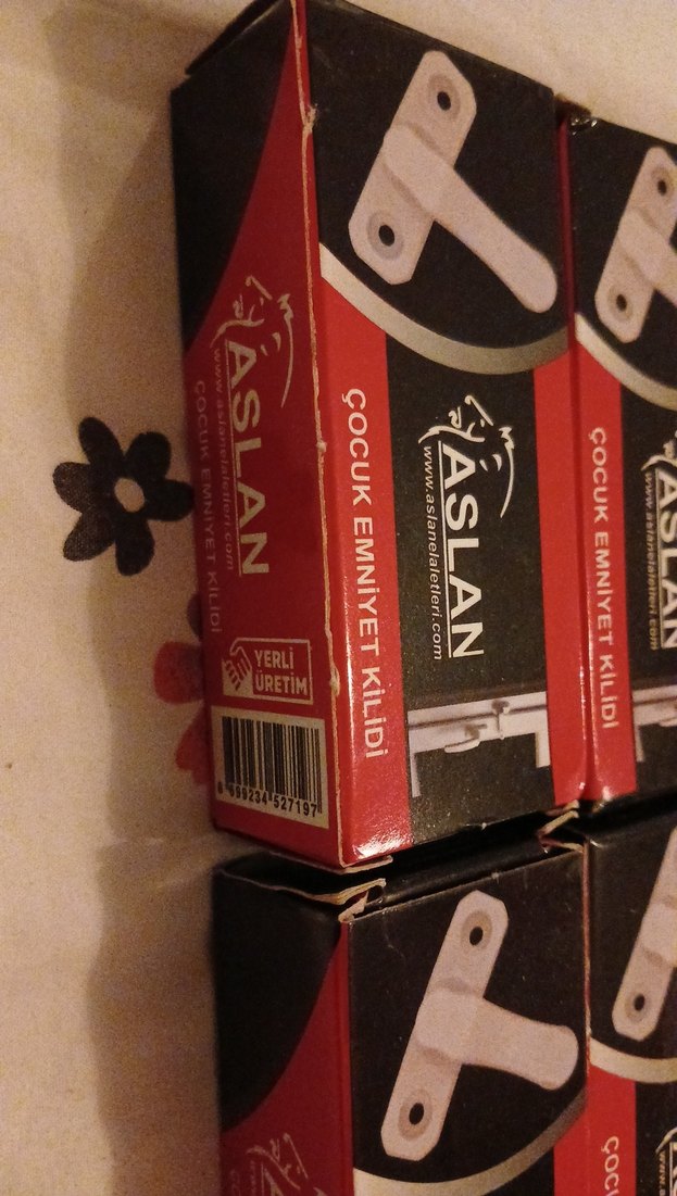 Aslan Çocuk Emniyet Kilidi 4'lü Set Kırmızı - Görsel 2