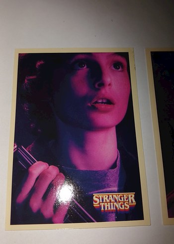 Stranger Things Dergi Kartları Collectible Cards 3  Adet - Görsel 2