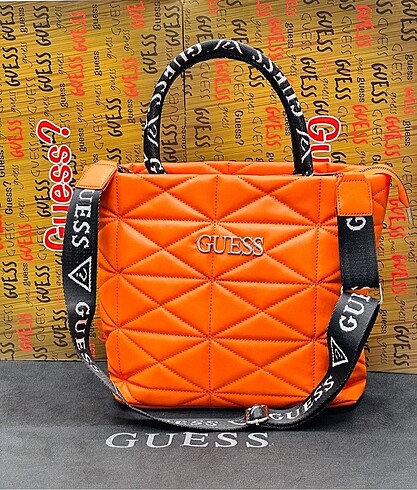 Guess Kol Çantası Askılı