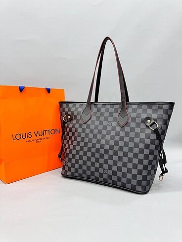 Louis Vuitton Kadın Kol Çantası