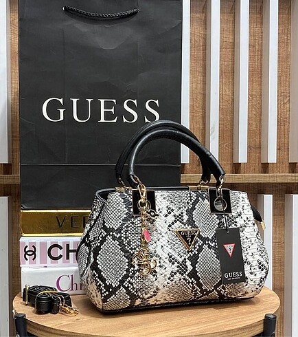  Beden Guess Kadın Kol Çantası