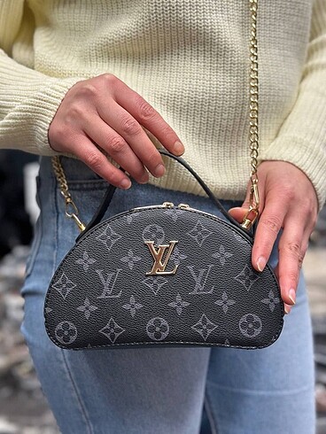 Louis Vuitton Kadın Kol Çantası