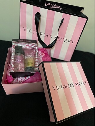 Victoria?s Secret Pure Seduction Set