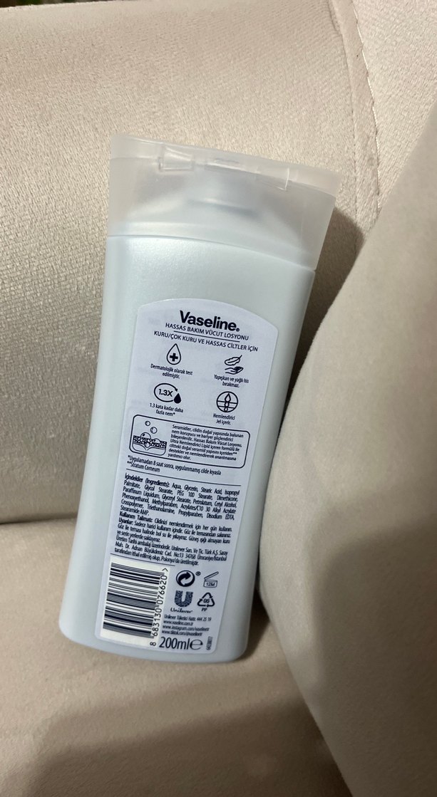 Vaseline Hassas Bakım Vücut Losyonu 48 Saat Nem - Görsel 2