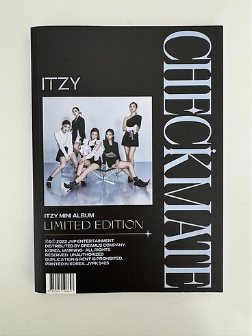 Itzy Checkmate Limited Edition Album