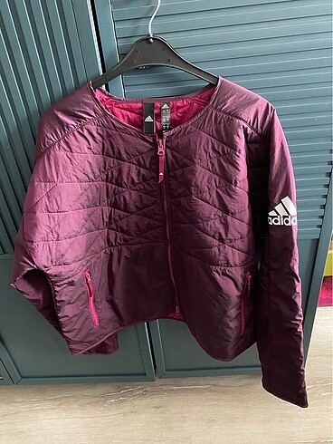 Adidas yağmurluk