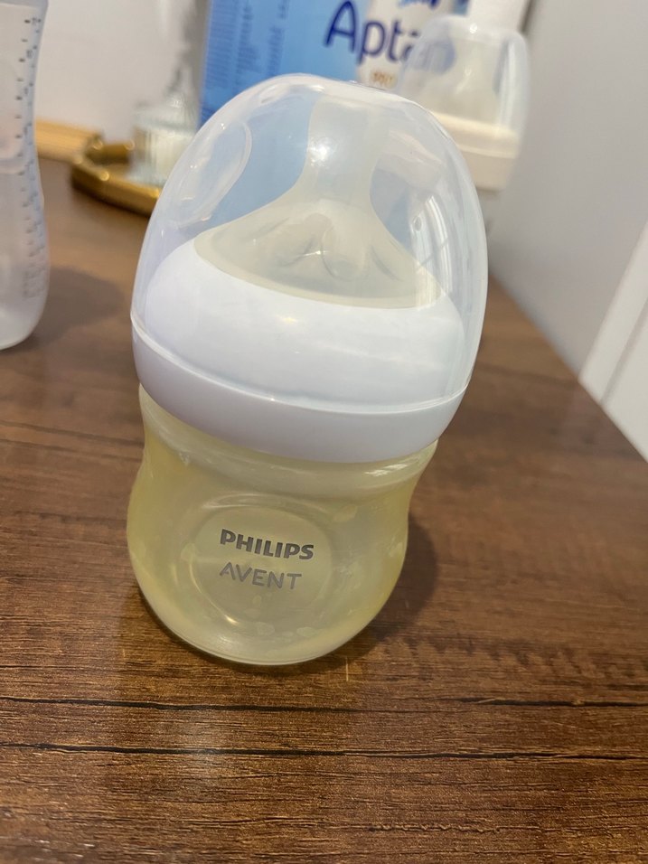 Beyaz Bebek Biberonu - Görsel 2