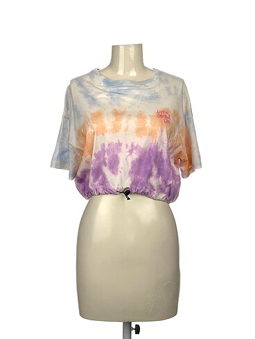 Diğer T-shirt %70 İndirimli.