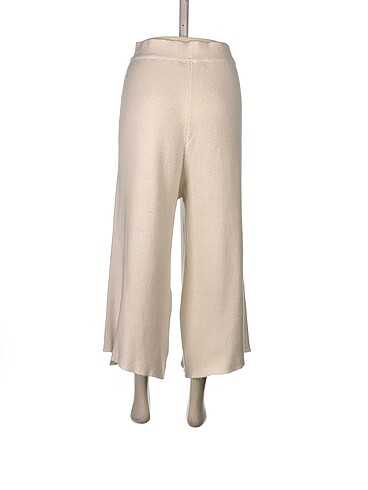 38 Beden Zara Kumaş Pantolon %70 İndirimli.