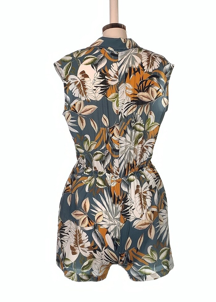 Trendyol & Milla Kısa Tulum %70 İndirimli. - Görsel 3