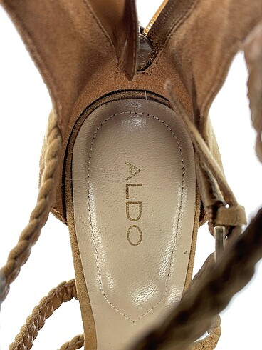 36 Beden kahverengi Renk Aldo Stiletto %70 İndirimli.