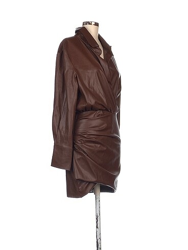 Newinn Kısa Elbise %70 İndirimli. - Görsel 2