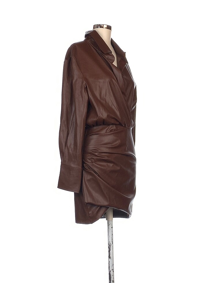 Newinn Kısa Elbise %70 İndirimli. - Görsel 2