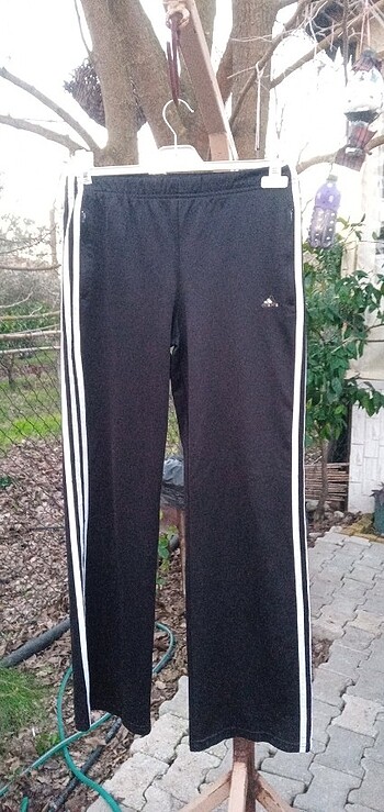 Adidas eş