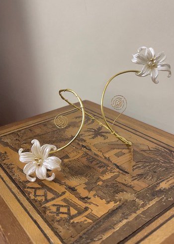 Tasarımcı Lotus Çiçekli Bohem üst kol bileziği
