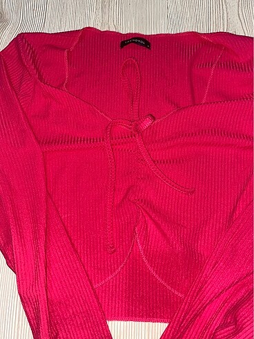 Trendyol & Milla pembe crop