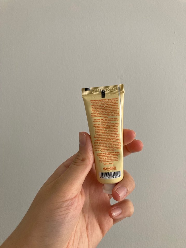 Mango Özlü Nemlendirici El Kremi 30 ml - Görsel 2